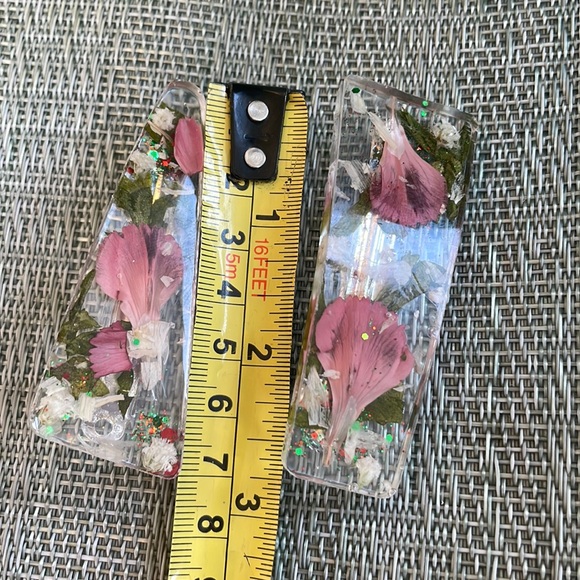 XMAS Handmade Pressed Flower Holiday Vibes French Hair Clip Triangle Shape - Picture 6 of 8